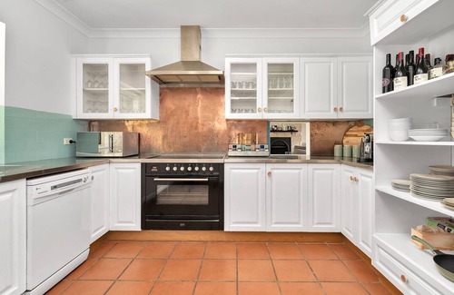 Kangaroo Valley House | Relax at MarMel: Family-Friendly Home with Pool & Fire Pit