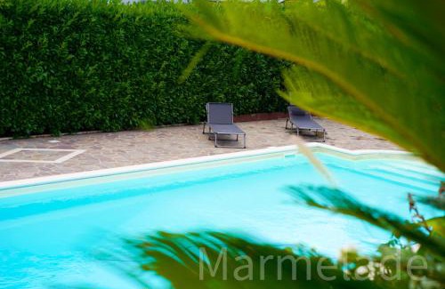 Zagarolo House | Discover Marmelade: Pet-Friendly Haven with Ocean Views