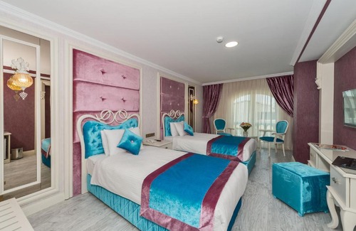 Bayrampasa Hotel | Experience Marnas Hotels: 4-Star Retreat with Spa & Dining