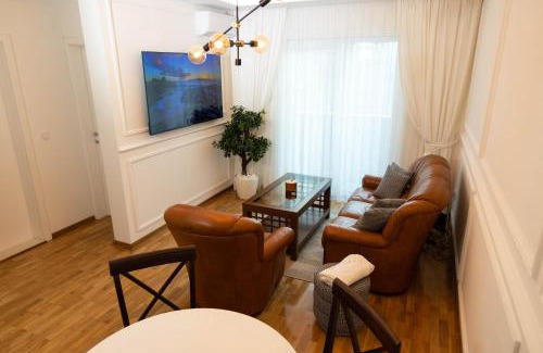 Budva Apartment | Discover MARNO Apartment: Rated 9.9/10 & Family-Friendly