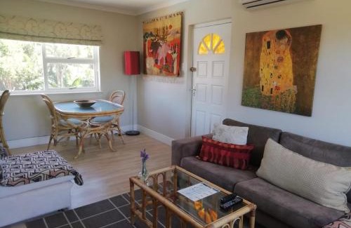 Eikenbosch House | Experience Maroela House: Top-Rated Ocean View Retreat