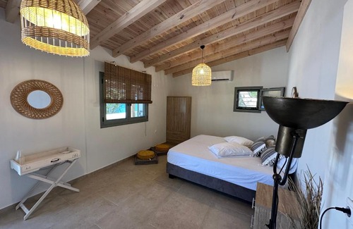 Samos House | Guest Rated 10/10 at Maroudio's House – Ideal for Families