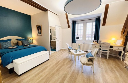 Bras de Fer House | Discover Marquise Barbot: A 10/10 Family-Friendly Retreat
