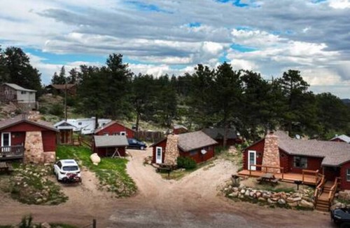 Red Feather Lakes Cabin | Experience Nature at Marr's Mountain Cabins - Cabin 3
