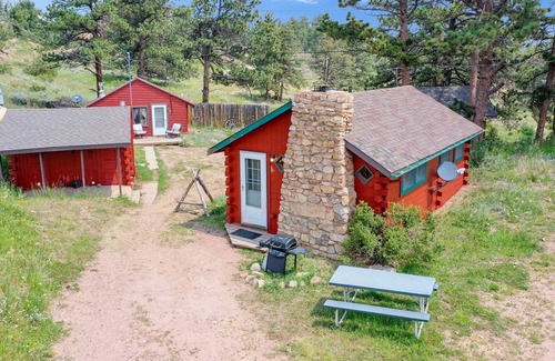 Red Feather Lakes Cabin | Experience Nature at Marr's Mountain Cabins - Cabin 3