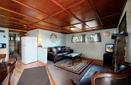 Red Feather Lakes Cabin | Experience Marr's Mountain Cabins: 10/10 Pet-Friendly Retreat