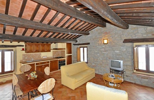 Marradi Apartment | Explore Marradi 4 in Beautiful Tuscany with Pet-Friendly Perks