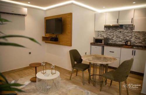 Nouakchott Apartment | Premium Suite in Marrakech - Guest Rated 9/10 with Pool