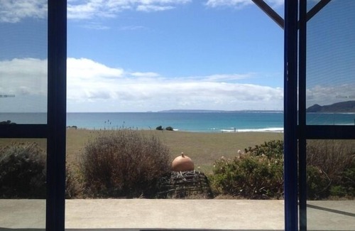 Marrawah Cottage | Marrawah Beach House 1: Oceanfront Stay with Pool Access