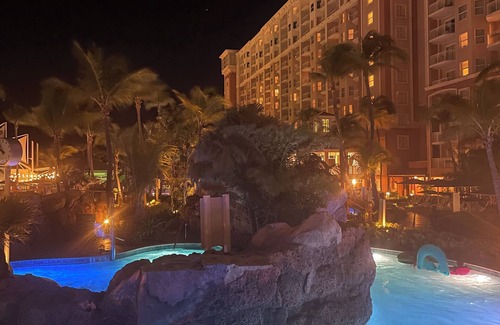 Palm Beach Hotel | Marriott Aruba Surf Club Studio with 1 Bed and 1 Sofa Bed, August 9-16, 2026