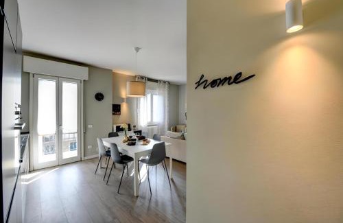 Desenzano del Garda Apartment | Pet-Friendly 4-Star Stay at Desenzanoloft BACCO - Rated 9.3