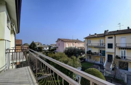 Desenzano del Garda Apartment | Pet-Friendly 4-Star Stay at Desenzanoloft BACCO - Rated 9.3