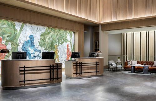 Uptown Hotel | Discover Marriott Dallas Uptown: Pet-Friendly & Pool Access