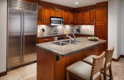 Lihue Condo | Exquisite Oceanfront Retreat at Marriott Kauai Lagoons