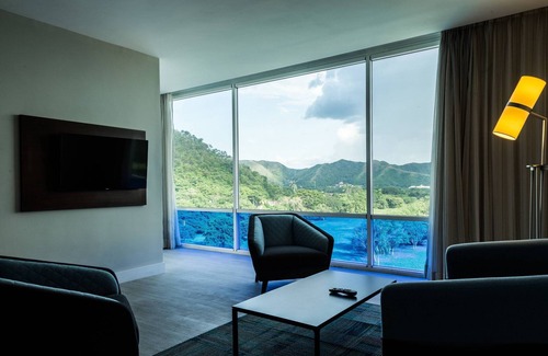 Maracay Hotel | Marriott Maracay Golf Resort