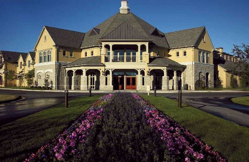 Fallsview Hotel | Relax at Marriott Niagara Falls Fallsview Hotel & Spa