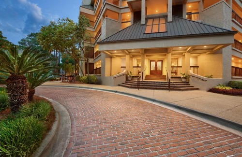 Harbour Town Hotel | Discover Marriott's Heritage Club: Oceanfront Bliss Awaits
