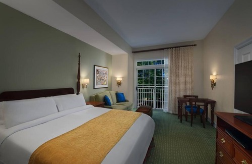 Williamsburg Resort | Discover Marriott's Manor Club at Colonial Williamsburg