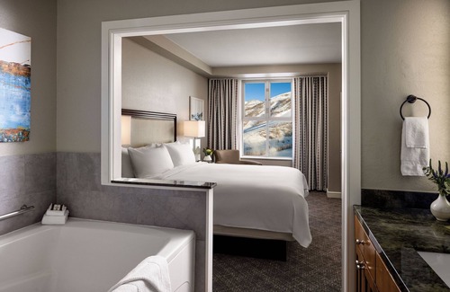 North Park City Hotel | Premier Marriott's MountainSide at Park City with Spa & Pool