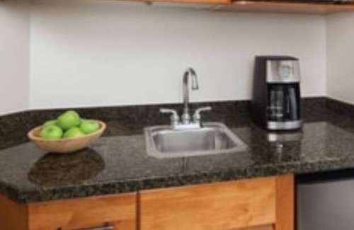 Rancho Mirage Apartment | Marriott's Shadow Ridge II- The Enclaves