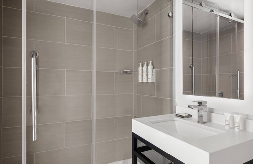 Saddle Brook Hotel | Discover Marriott Saddle Brook: Family-Friendly Comfort Awaits