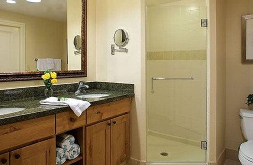 South Lake Tahoe Resort | Experience Marriott Timber Lodge: On-Site Gondola Access