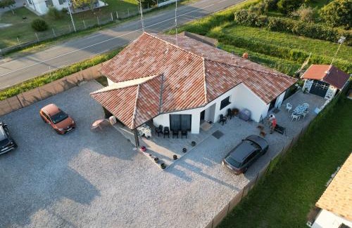 Magescq Apartment | Guest Rated: Marrocqjp - Your Ideal Travel Retreat