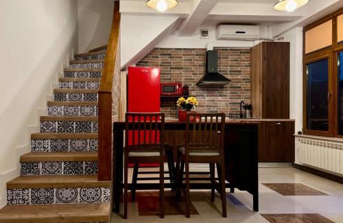 Constanta Villa | Guest Rated 10/10 at Marsali Vila with Private Beach Access