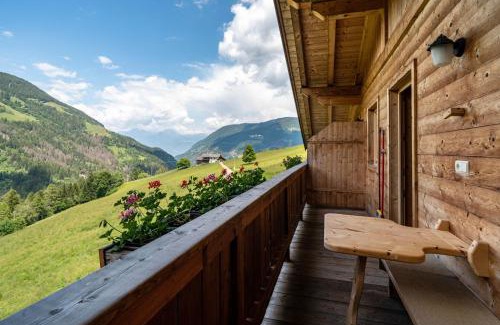 San Pancrazio Apartment | Family-Friendly Retreat at Marschalkhof Sankt Helena