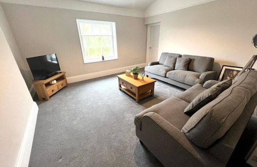 Redbrook Apartment | Comfortable Stay at Marsden House Apartment 3