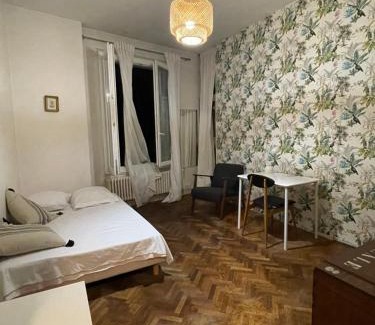 Thiers Apartment | Discover Marseille Vieux Port: Family-Friendly Getaway