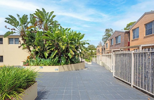 Marsfield House | Marsfield New Modern Townhouse with Pool Garage