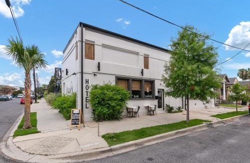 Milan Hotel | Family-Friendly Retreat at the Marsh Hotel - Rated 8.9/10
