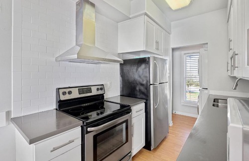 Sullivan's Island House | Family-Friendly Stay at Sea Foam - Blue Horizon Retreat