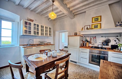 Marsiliana House | Inviting Marsilia: Pet-Friendly Retreat with Pool & Kitchen
