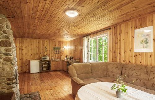 Saaremaa House | Cozy Marta-Lovise puhkemaja Aliine with Ocean Views