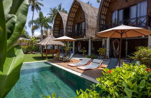 Kuta Hotel | Relax at Martas Windows: Poolside Ocean Views & Breakfast