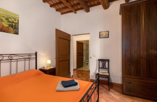 Empoli Villa | Experience Martignana: Family-Friendly & Pet Welcoming Getaway