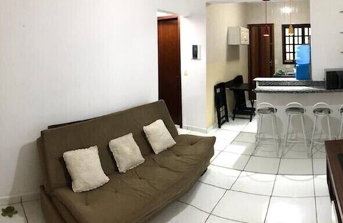 Martim de Sa House | Beachside Getaway: Steps to Martim de Sá Beach