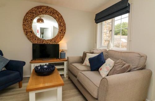 Watermouth House | Cozy Martin Cottage: Pet-Friendly 4-Star Retreat