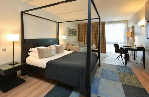 Genval Hotel | Indulge at Martin's Château Du Lac - 5-Star Getaway