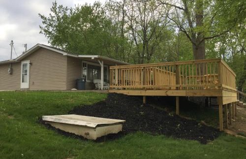 Dresden House | Pet-Friendly Martin's River Cabin with Kitchen Amenities
