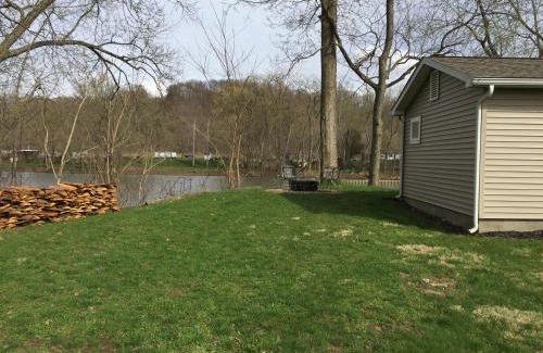 Dresden House | Pet-Friendly Martin's River Cabin with Kitchen Amenities