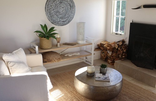 Dyerville Villa | Top-Rated Martinborough Villa with Pool and Ocean View