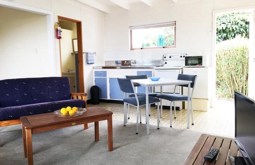 Martinborough Hotel | Comfortable Martinborough Motel with Family-Friendly Amenities