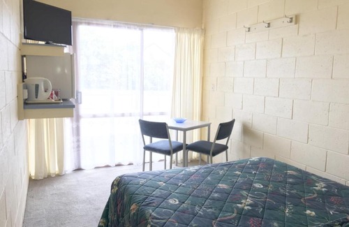Martinborough Hotel | Comfortable Martinborough Motel with Family-Friendly Amenities