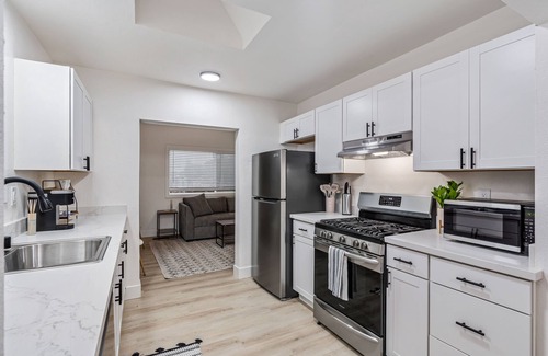 Mountain View House | Martinez Manor - Modern Home Near Downtown with Spa & Hot Tub