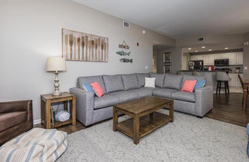 Fort Morgan House | Experience Oceanfront Bliss at Martinique 204 East