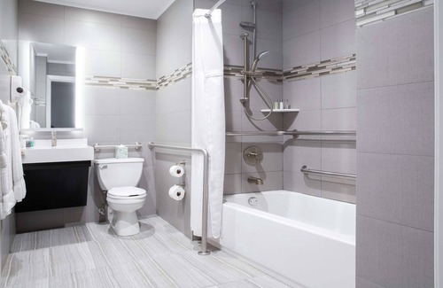 Koreatown Hotel | Discover Martinique New York: A 4-Star Retreat with Spa!