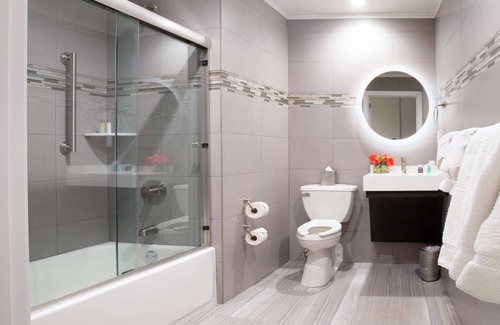 Koreatown Hotel | Discover Martinique New York: A 4-Star Retreat with Spa!